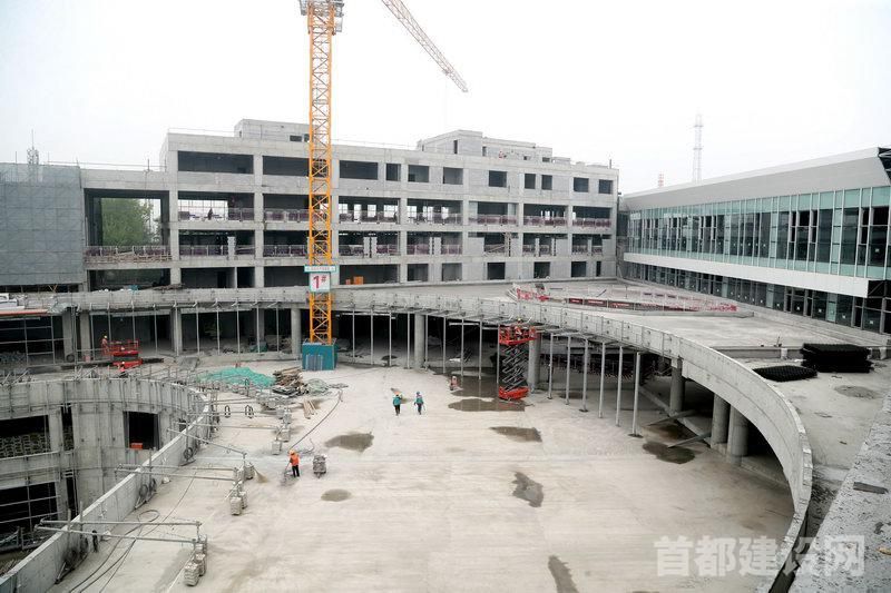 公联公司推进望京西枢纽实现结构封顶