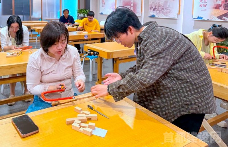 金隅龙顺成举办工业旅游公众开放日活动